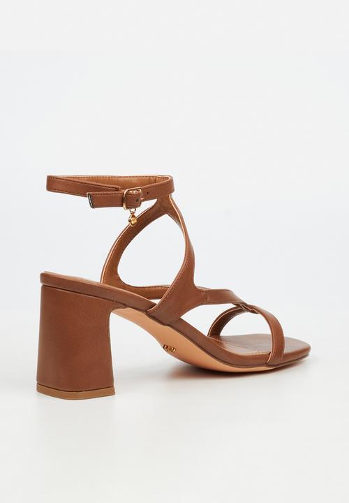 Miss Black - Lenor 2 strappy block heel - brown