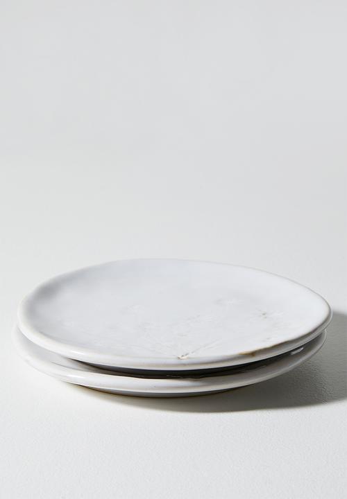 Sixth Floor - Stoneware Field Flower Side Plates Set 2