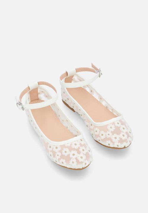 Pop Candy - Daisy aop pumps - white