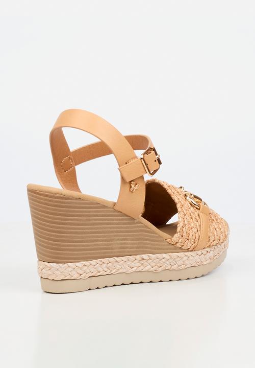 Butterfly Feet - Avery 7 raffia wedge heel - beige