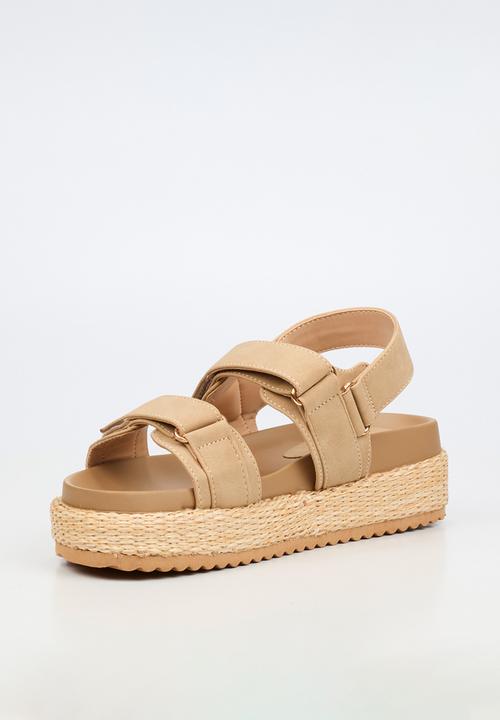 Miss Black - Emory 1 chunky strap wedge - natural