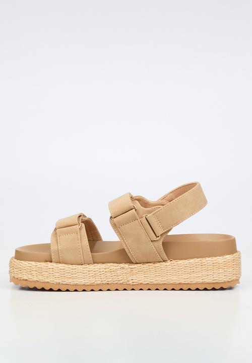 Miss Black - Emory 1 chunky strap wedge - natural