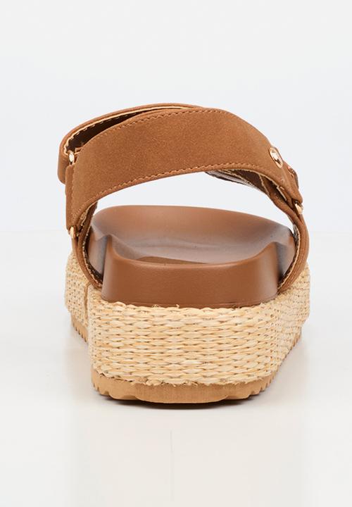 Miss Black - Emory 1 chunky strap wedge - tan