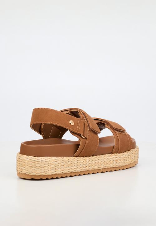 Miss Black - Emory 1 chunky strap wedge - tan