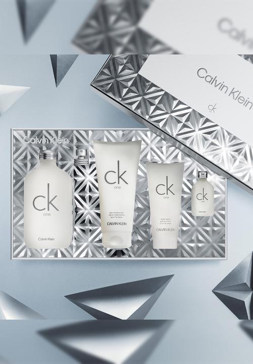 Calvin Klein - Calvin Klein CK One Gift Set - 200ml