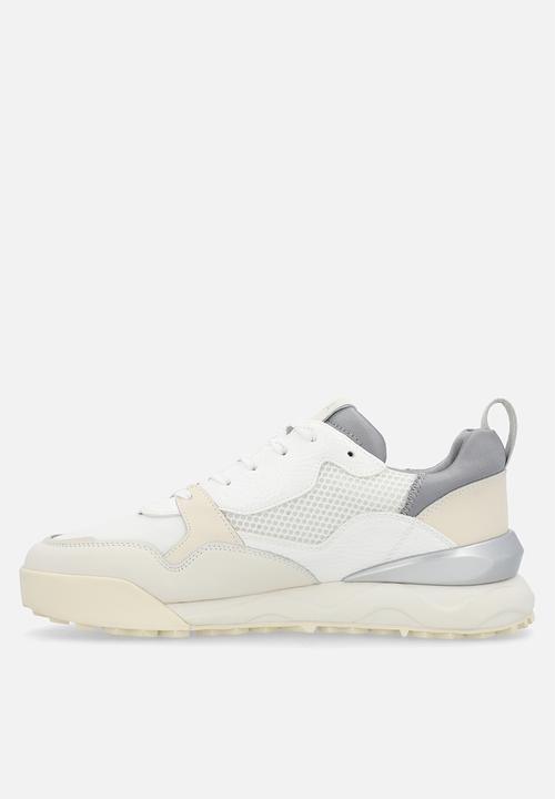 Replay - Field W Triple - White