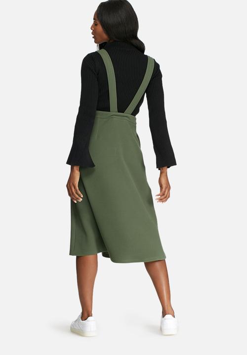 dailyfriday - Pinafore skirt