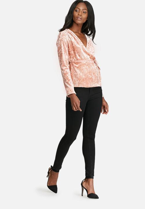 dailyfriday - Velvet wrap blouse