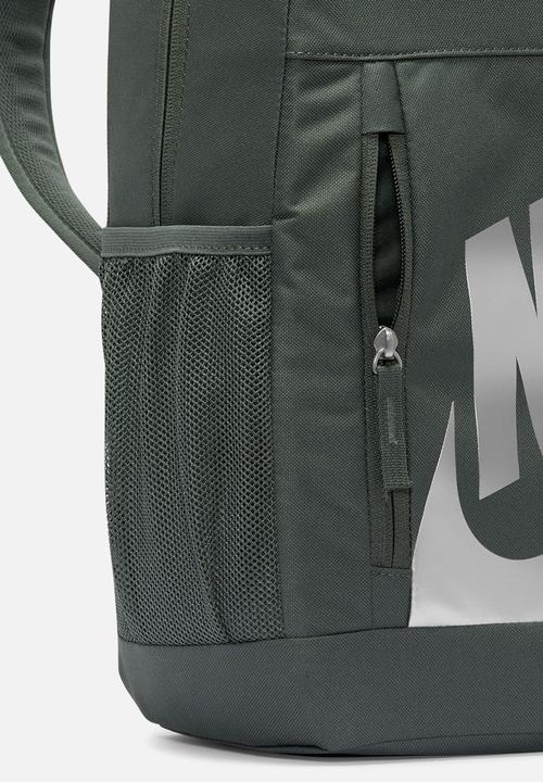 Nike - Nike elemental backpack 20L - camo green/camo green/metallic silver