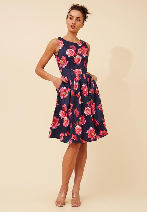 Stella Morgan - S/Less Crew Neck Fit And Flare Midi Dress Printed With Waist Tie Belt - Navy