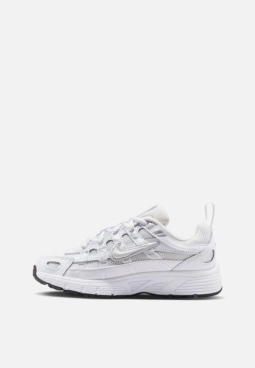 Nike - Nike p - 6000 pre school - platinum tint /white mtlc silver black