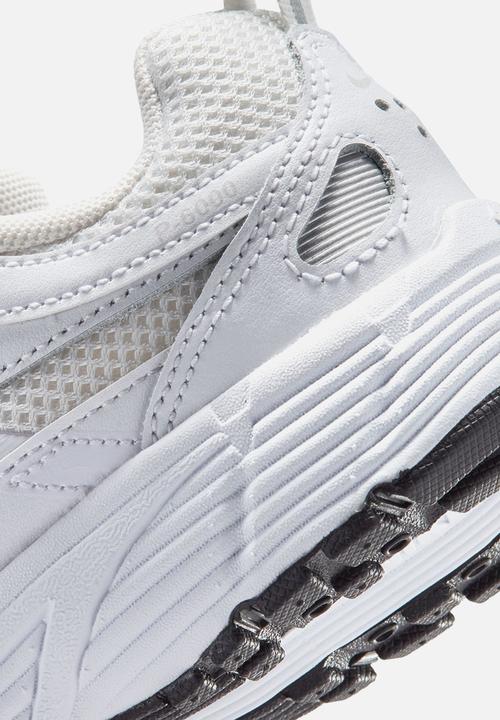 Nike - Nike p - 6000 pre school - platinum tint /white mtlc silver black
