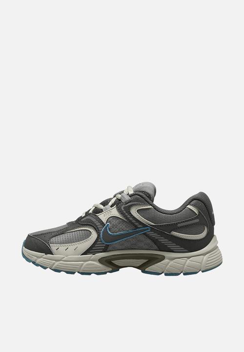 Nike - Nike v5 rnr grade school - pencil point/thunder grey/college grey