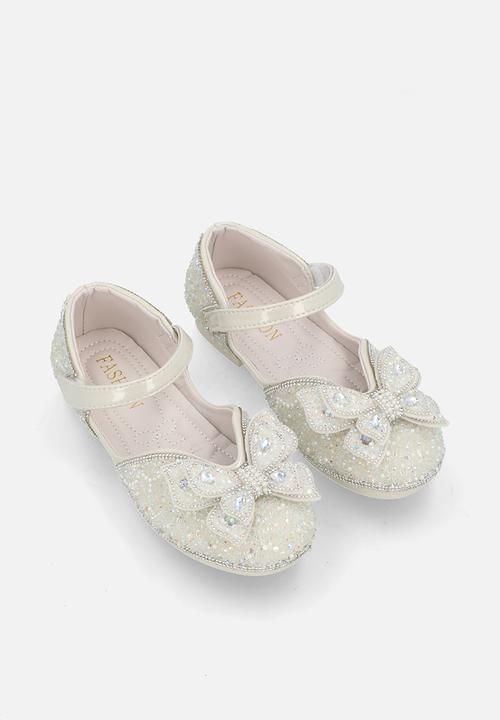 Pop Candy - Rhinestone princess flats with butterfly bow detail - white