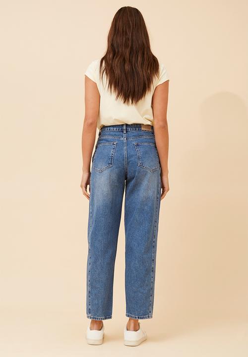 MANDI - Mid Waist Barrel Jean - Mid Denim
