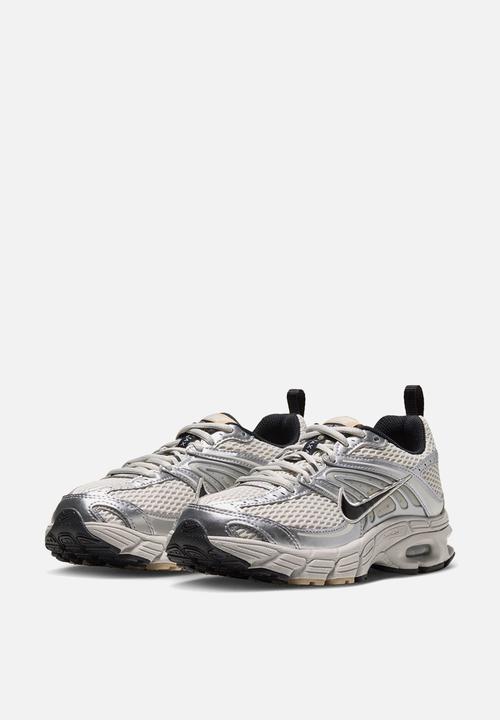 Nike - Nike air max moto 2k grade school - light bone/black/ metallic silver