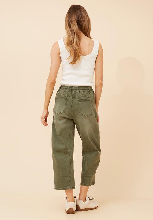 Stella Morgan - Elasticated Waist With Drawcord Barrel Jean With Front Pocket Detail - Khaki