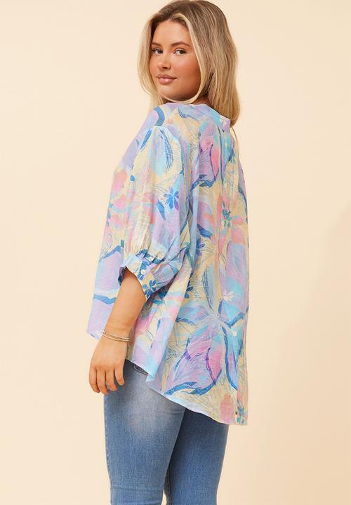 Stella Morgan - Half Sleeve Batwing Sheer Button Through Shirt With Centre Back Button Detail - Blue
