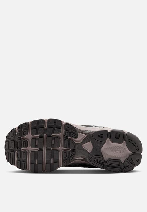 Nike - Nike Air Max Moto 2K