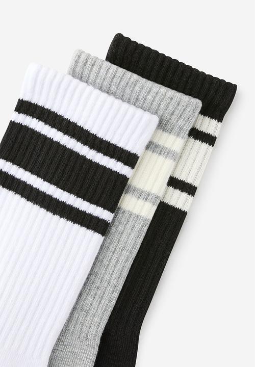 Cotton On - 3 Pack Essential Crew Socks - White/Grey Marle/Black/Triple Stripes