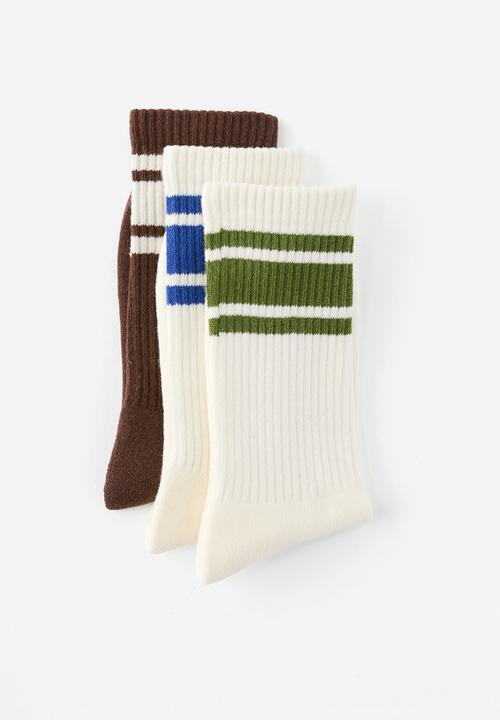Cotton On - 3 Pack Essential Crew Socks - Chocolate/Off White/Off White Triple Stripes
