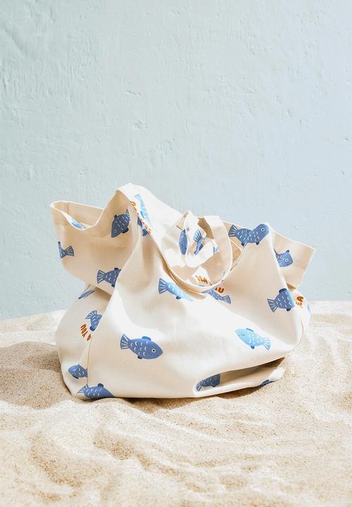 H&M - Patterned beach bag - cream/fish