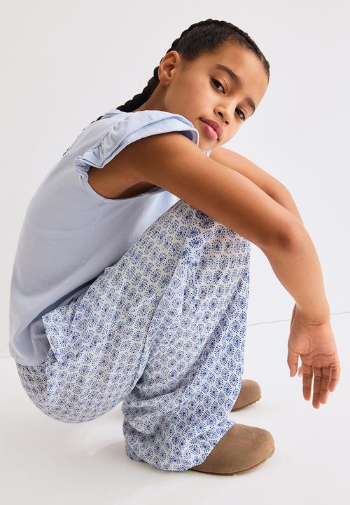 H&M - Pull-on trousers - white/blue patterned