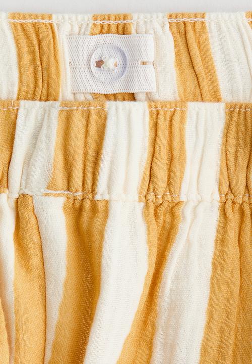 H&M - 2-piece cotton muslin set - white/yellow striped