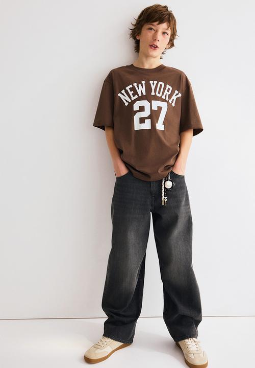 H&M - Loose-fit printed t-shirt - brown/new york