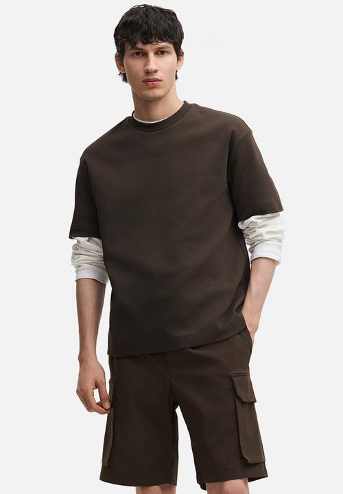 H&M - Regular fit cargo shorts - brown