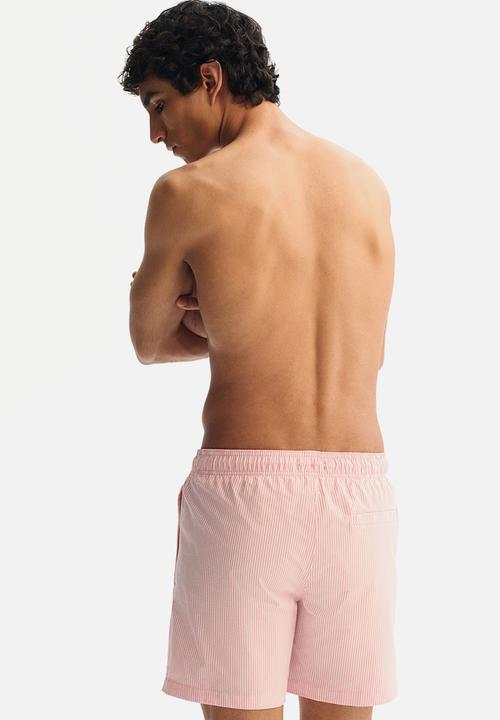 H&M - Seersucker swim shorts - pink/striped