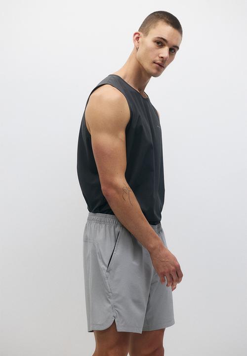 H&M - Sports shorts with drymove? - grey
