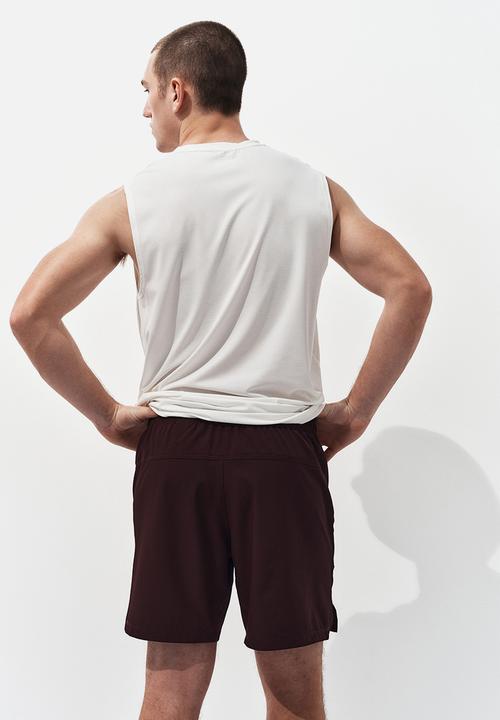H&M - Sports shorts with drymove? - chocolate plum