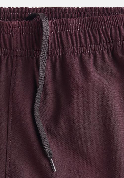 H&M - Sports shorts with drymove? - chocolate plum