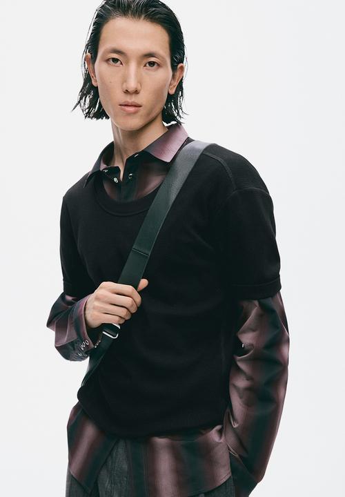 H&M - H&M Atelier:  Slim fit waffled cotton t-shirt - black