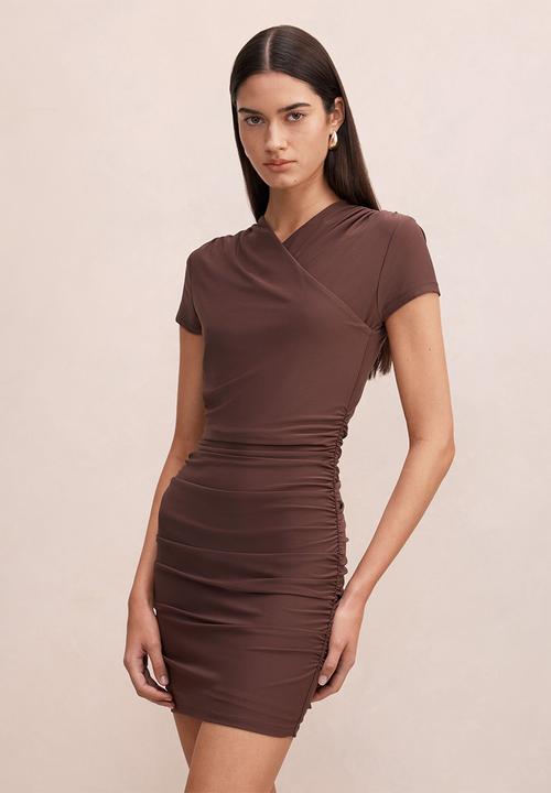 Forever New - Juliette cross over mini dress in - cocoa bean