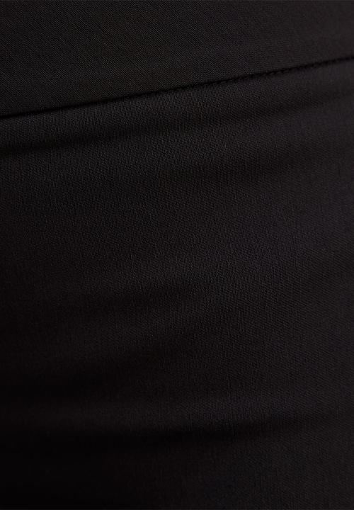 Forever New - Alexis flared hem capri pants - black
