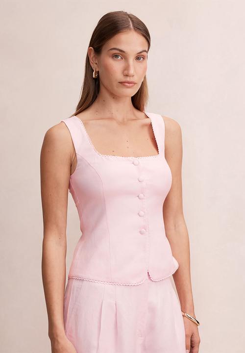 Forever New - Romy button top in - pink whisper