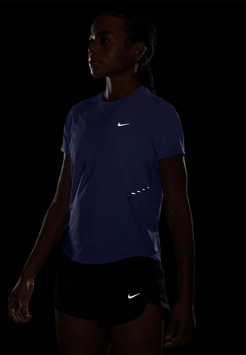 Nike - W Nk Swift Df Top Ss Stndrd - Purplepulse/Reflectivesilv
