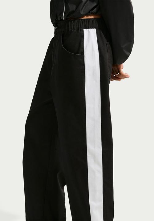Nike - W Nk Sportswear Express Style Pants - Black/White/Black