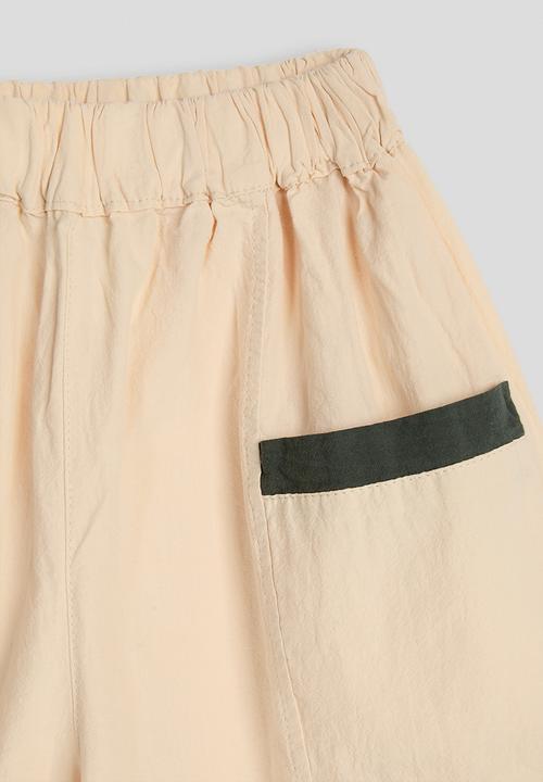 Pop Candy - Contrast welt pocket shorts - light khaki