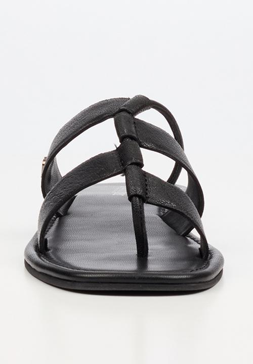 Nicci Tyler - Amalfi 1 Leather Slide Sandal - Black