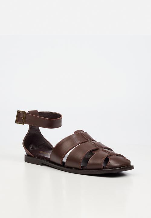 Nicci Tyler - Silvia 1 Leather Fisherman - Chocolate