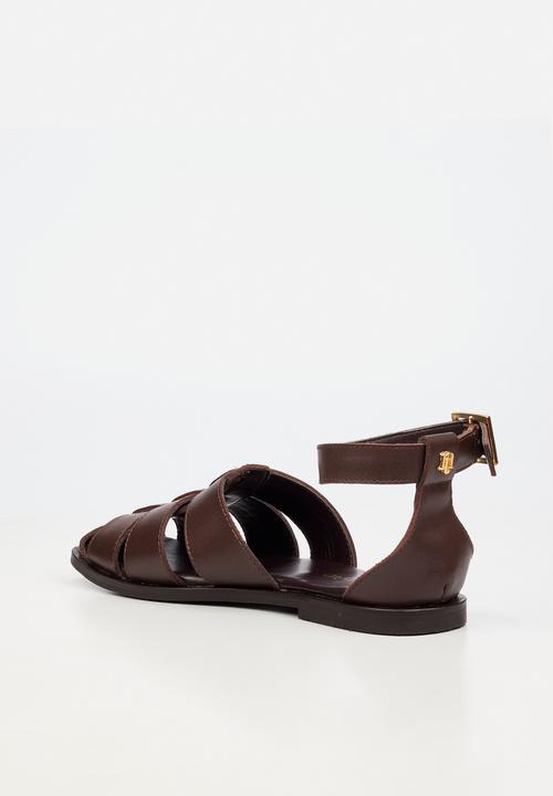 Nicci Tyler - Silvia 1 Leather Fisherman - Chocolate