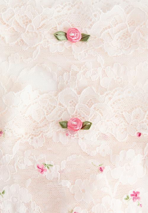 H&M - 2-pack lace thong briefs - powder pink/floral