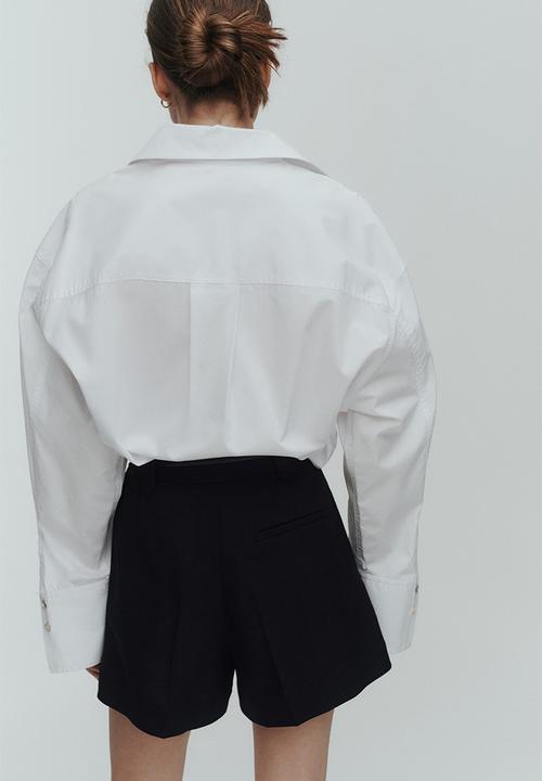 H&M - Pleat-front shorts - black