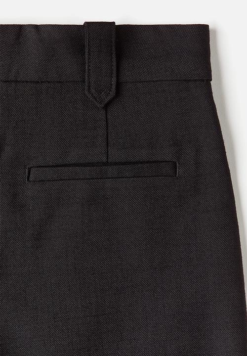 H&M - Pleat-front shorts - black