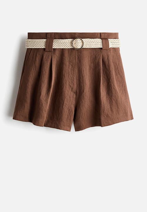 H&M - Belted tailored shorts - brown
