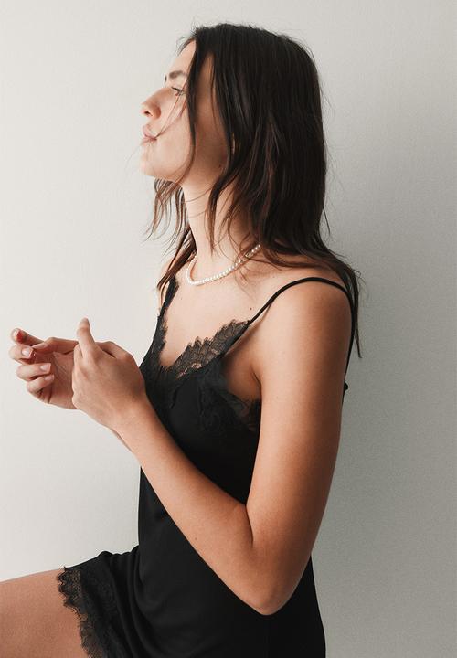 H&M - Lace-trimmed nightslip - black