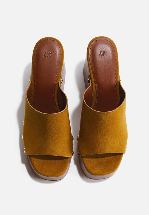 H&M - Wedge-heeled sandals - mustard yellow
